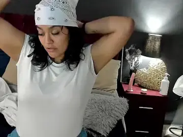 Stripchat Best Webcam of ZiaNoir_
