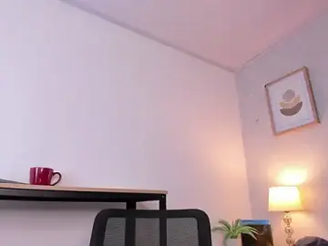 Stripchat Live Sex of Caroline_dh