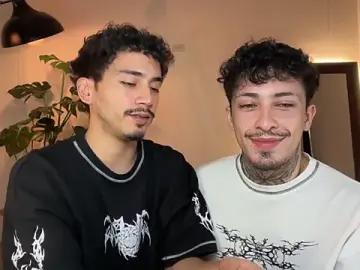 Stripchat Best Webcam of Noah_and_Steven