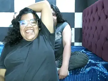 Stripchat Live Sex Cam of Valery-Khloe