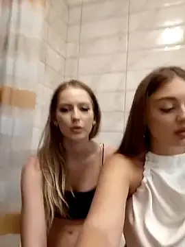 Stripchat Free Live Porn of caressyourself
