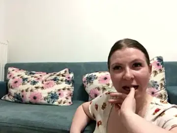 Stripchat Sex Cam of Aliceandmario