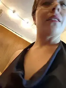 Stripchat Adult Webcams of Emmasweet_Val