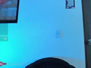 Stripchat Live Porn of Ryan_evannss_