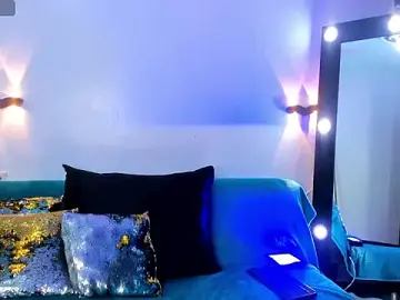 Stripchat Nude Webcam of Valensmile