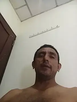 Stripchat Free Porn Cam of peloton10