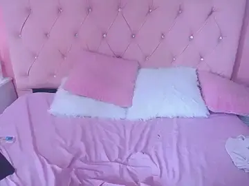 Stripchat Live Sex Cam of NiniCeleste