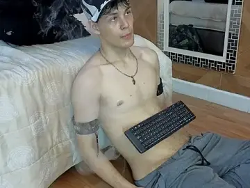 Stripchat Live Porn of LoganSteel_