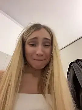Stripchat Sex Cam of Pink_Kiss