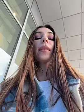 Stripchat Live Sex Cam of CrystalClean