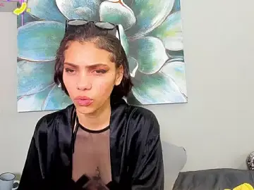 Stripchat Watch Live Sex Cams of TattoedLexi_