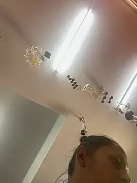Stripchat Live Porn of wildfarmbabe