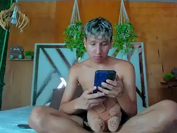 Stripchat Best live sex cam show of leonix_love