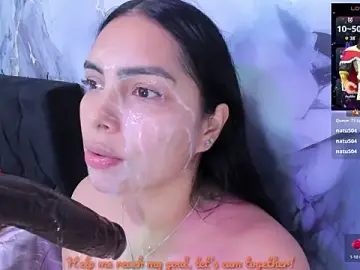 Stripchat Free Porn Cam of evelinn_belen