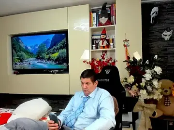 Stripchat Live Sex Cam of SpartacusDaddy48