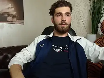 Stripchat Free Live Porn of KyloEast