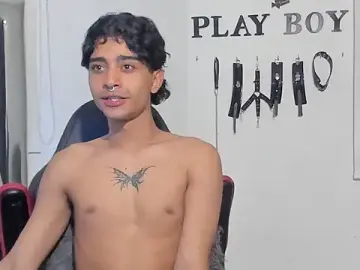 Stripchat Live Sex of MiikeOthon