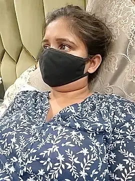 Stripchat Free Live Porn of Ruhi_07