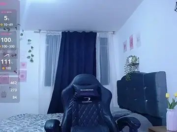 Stripchat Live Porn of IsaBaileys_