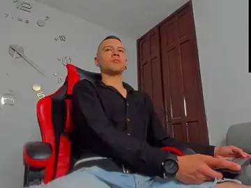 Stripchat Live Sex of Tayler_millers_