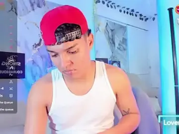 Stripchat Free Porn Cam of ryan_carter08