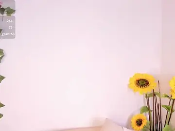 Stripchat Live Sex Cam of LexiieGrey