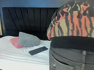 Stripchat Watch Live Sex Cams of DILANX18