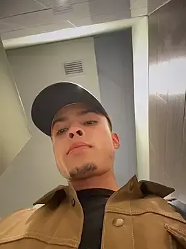 Stripchat Free Porn Cam of Eros_lee