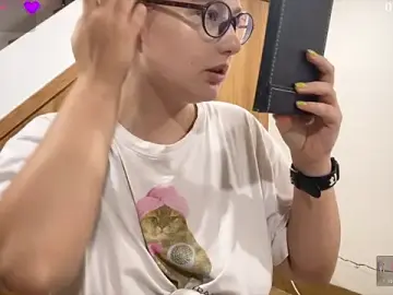 Stripchat Free Porn Cam of JacyWinslat