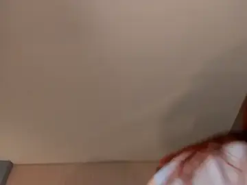 Stripchat Live Sex of MiaFarrell_