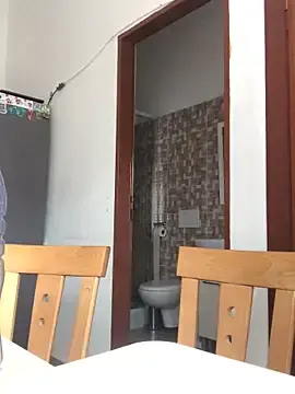 Stripchat Live Sex Cam of CoachForYou_Leo