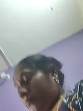 Stripchat Adult Webcam of yamini1431