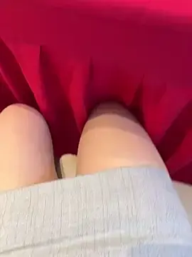 Stripchat Live Sex Cam of Mia-77