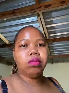 Stripchat Adult Webcam of Curvycandy95