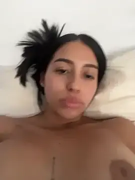 Stripchat Nude Webcam of MISSYLINDA