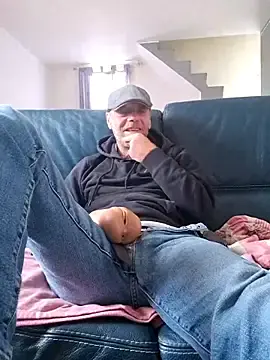 Stripchat Free Porn Cam of eddouxxx78