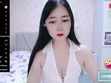 Stripchat Adult Webcams of Elvira_baby