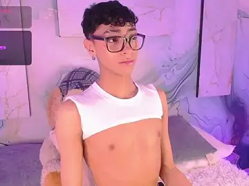 Stripchat Best live sex cam show of Owen_JP