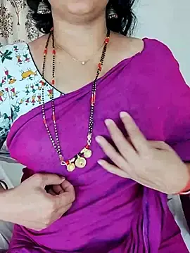 Stripchat Sex Cam of COOL_TEACHER_69