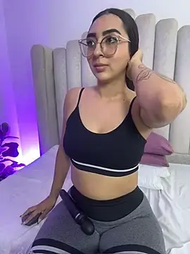 Stripchat Free Live Porn of emmi_miller