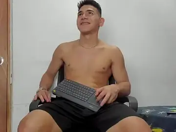 Stripchat Adult Webcams of andrew_rose_