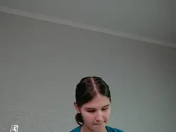 Stripchat Live Sex Cam of litle_owl