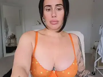 Stripchat Free Porn Cam of LibbyLoveHeartx