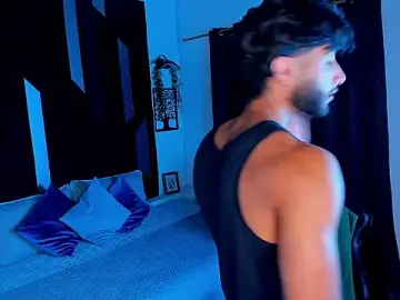 Stripchat Free Porn Cam of Emmet_CollinsJS