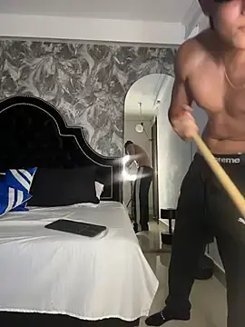Stripchat Free Live Porn of DilanMiller_