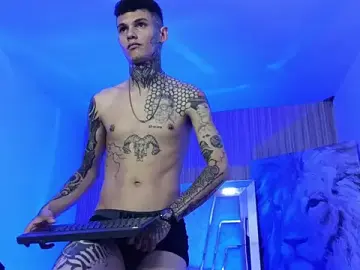 Stripchat Best live sex cam show of Paulo_527