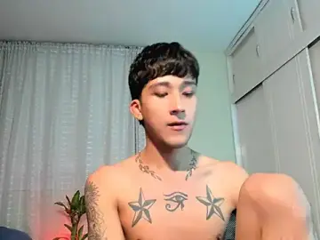 Stripchat Live Sex of tom_Howard