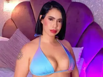 Stripchat Live Sex Cam of Sienna-Gold