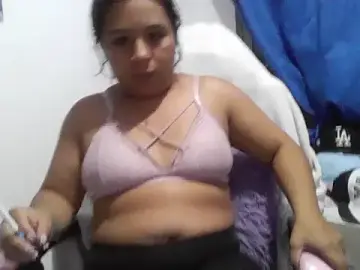 Stripchat Best Webcam of Charis_21