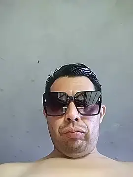 Stripchat Free Live Porn of manuel4200
